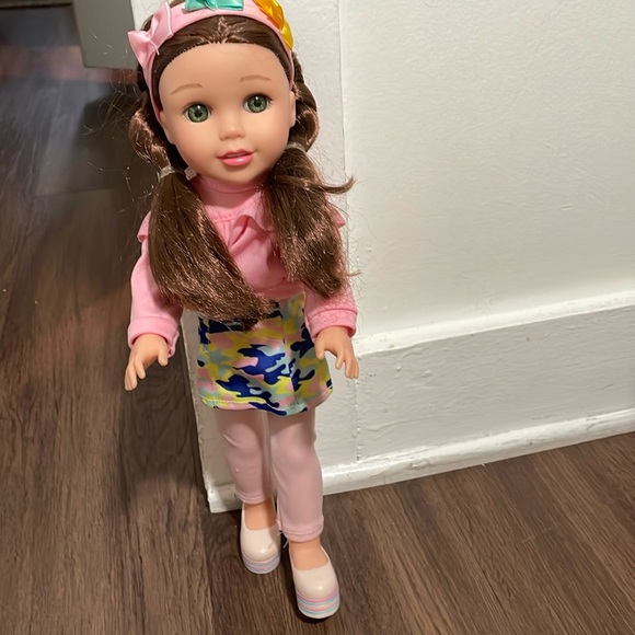 New Adventures Reality Dreamer Unique Girls Doll NWOT Size 14” - Picture 1 of 4